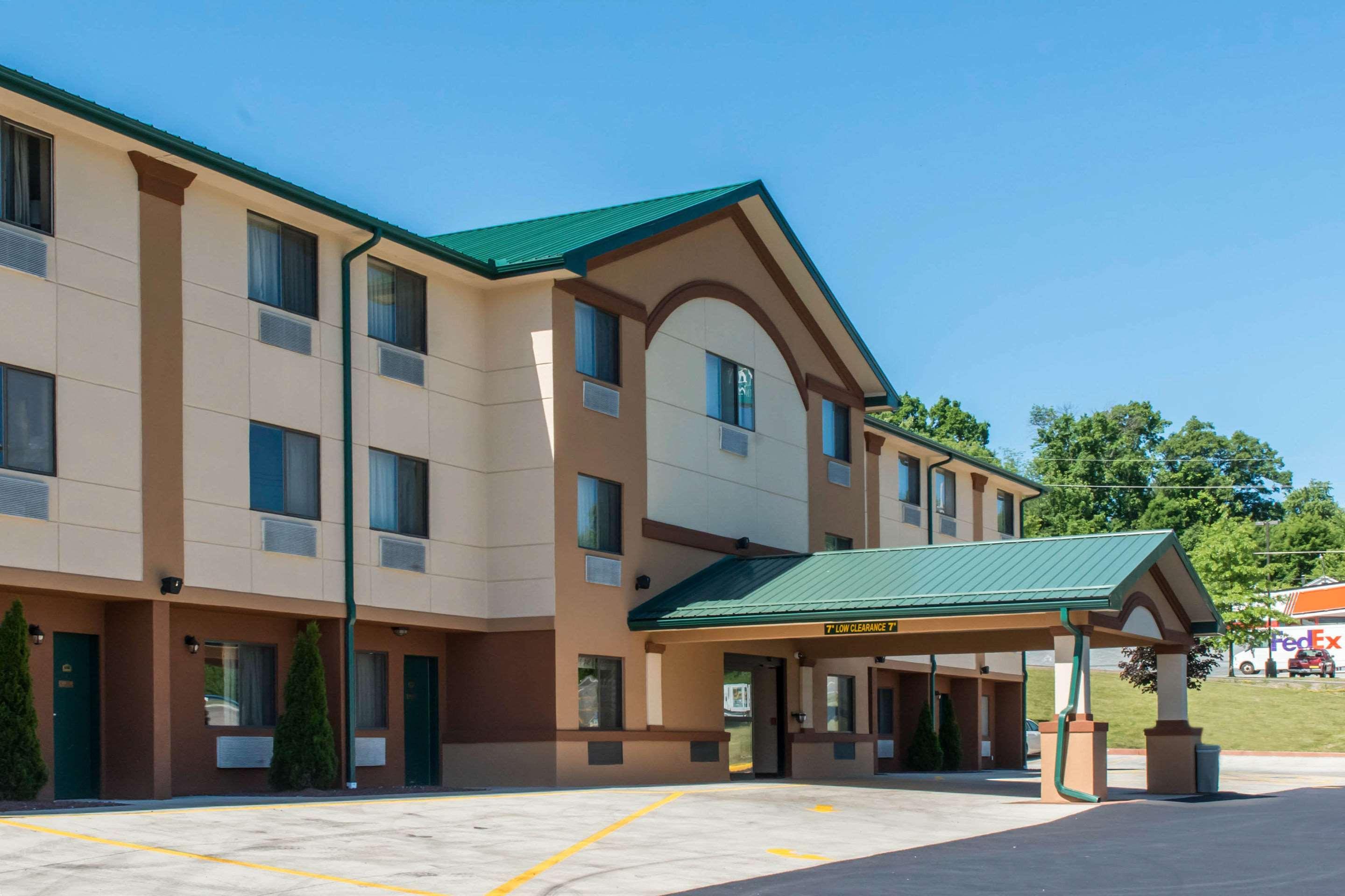 Quality Inn Meadville Exterior photo