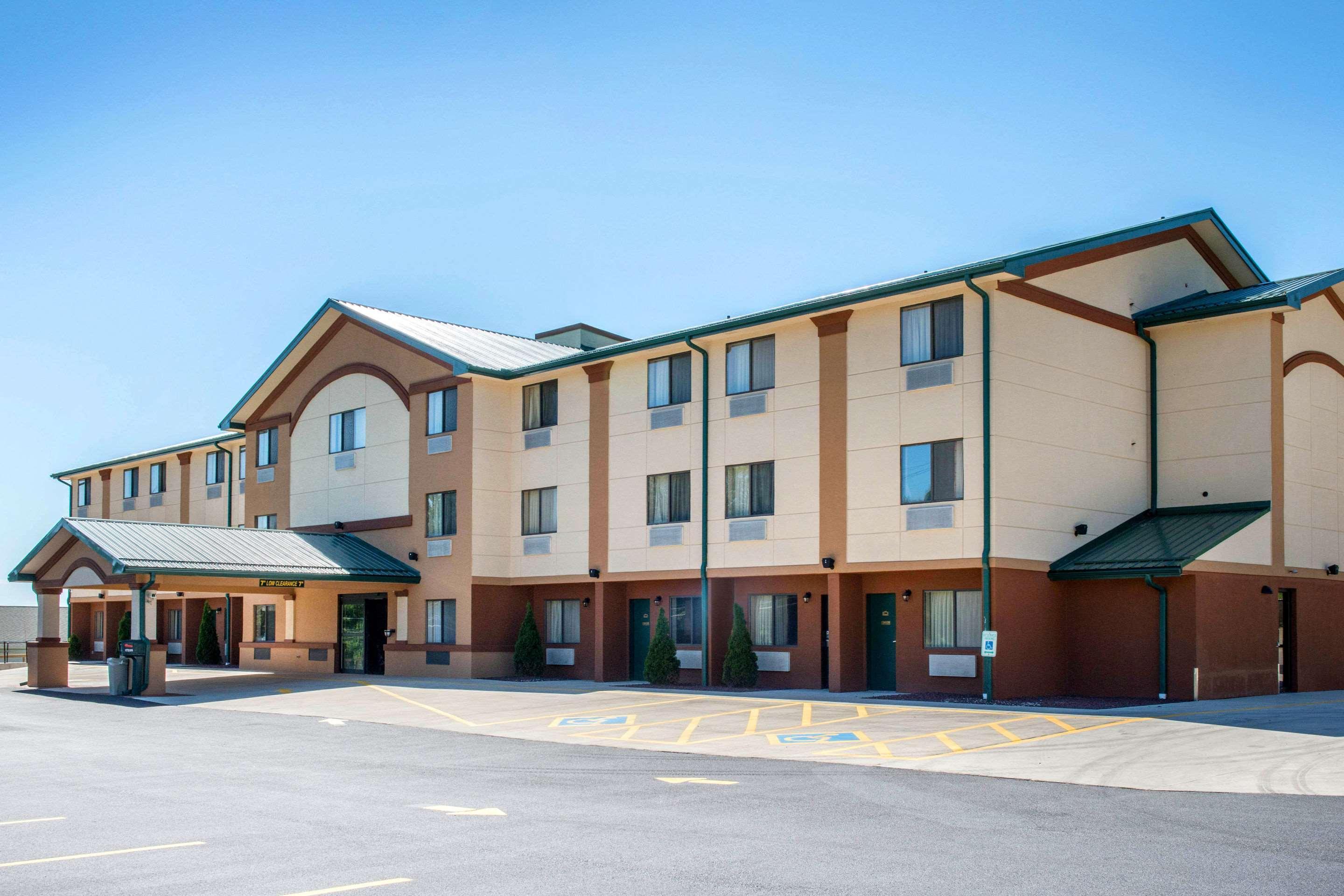 Quality Inn Meadville Exterior photo